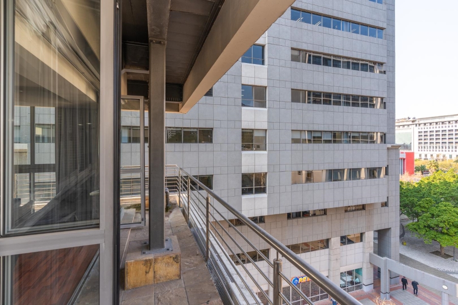 1 Bedroom Property for Sale in Cape Town City Centre Western Cape
